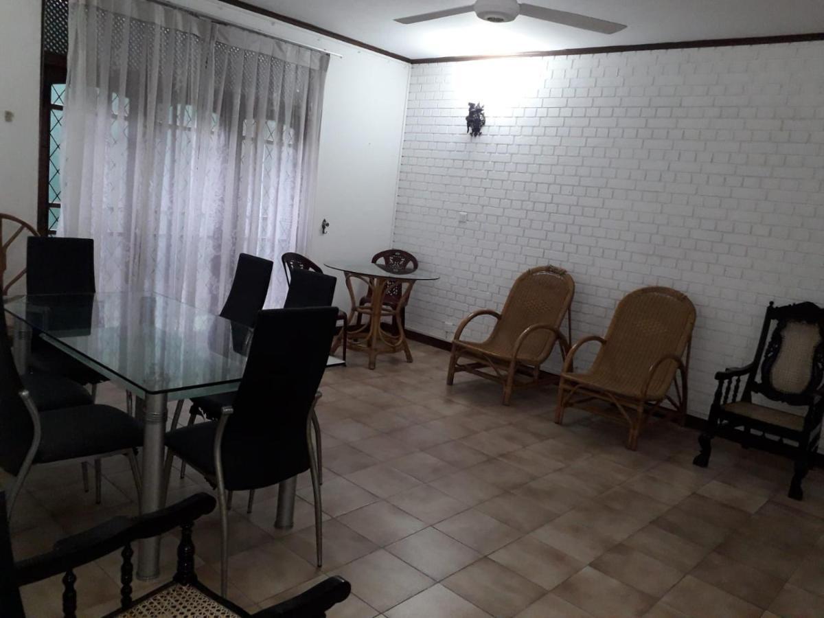 Ceylon Travel And Stay Lodge Battaramulla Exteriör bild