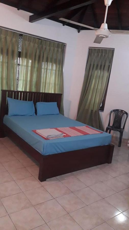 Ceylon Travel And Stay Lodge Battaramulla Exteriör bild